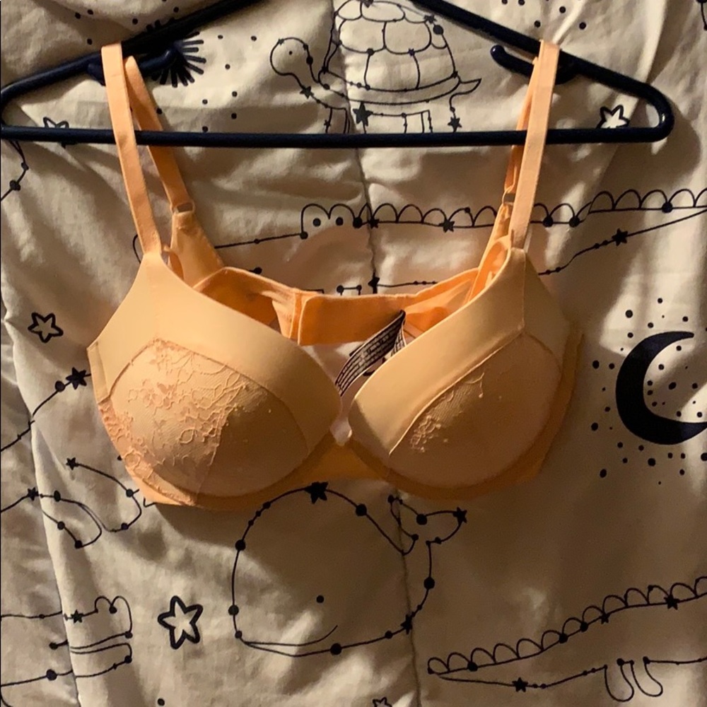 Brand new Victoria’s Secret bra